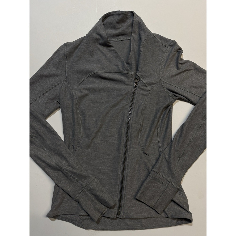 Lululemon Gray  Up Jacket Size 9 Thumbholes Athletic‎ Running Yoga